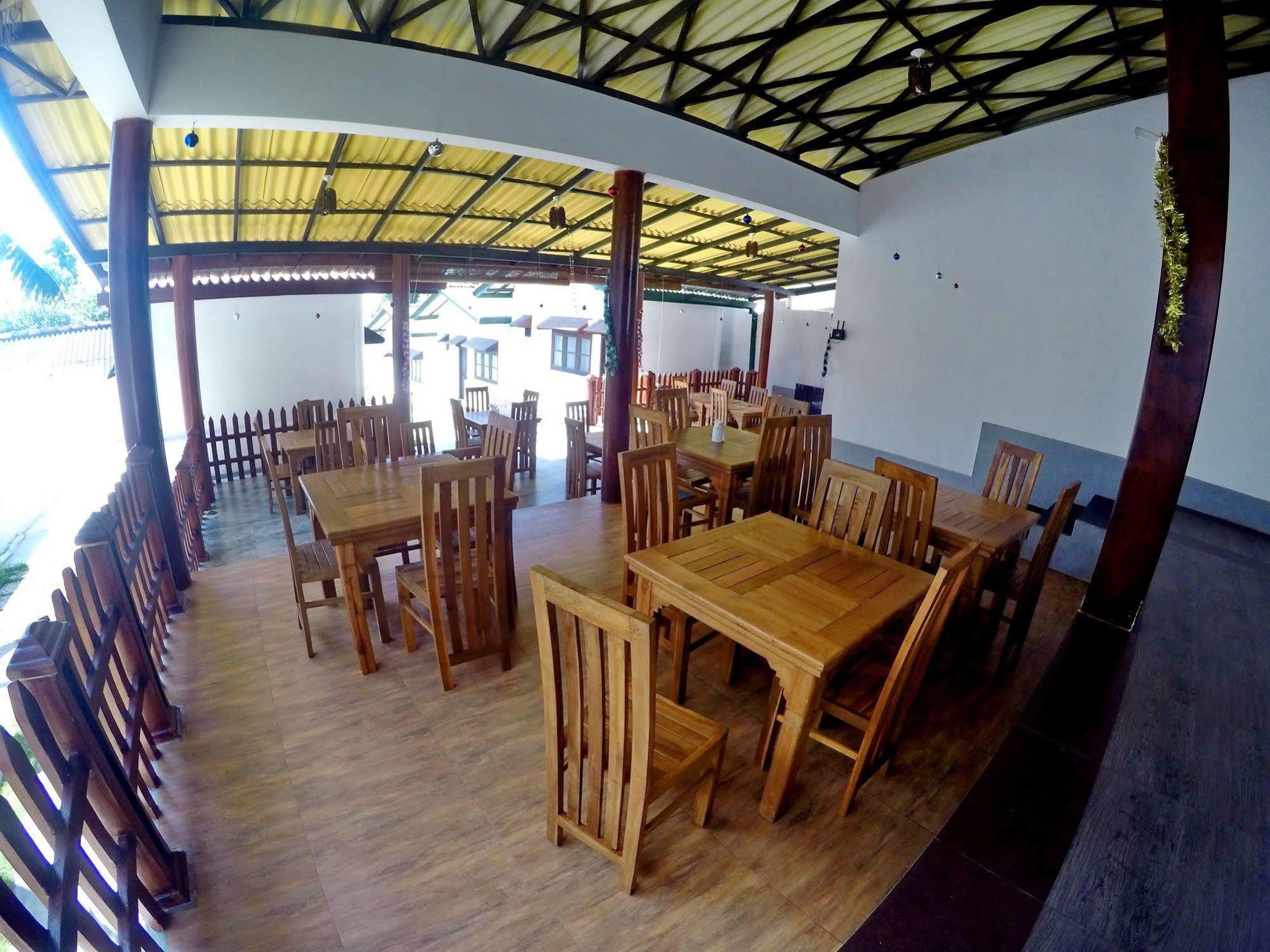 Ramon Beach Resort Ambalangoda  Exteriér fotografie