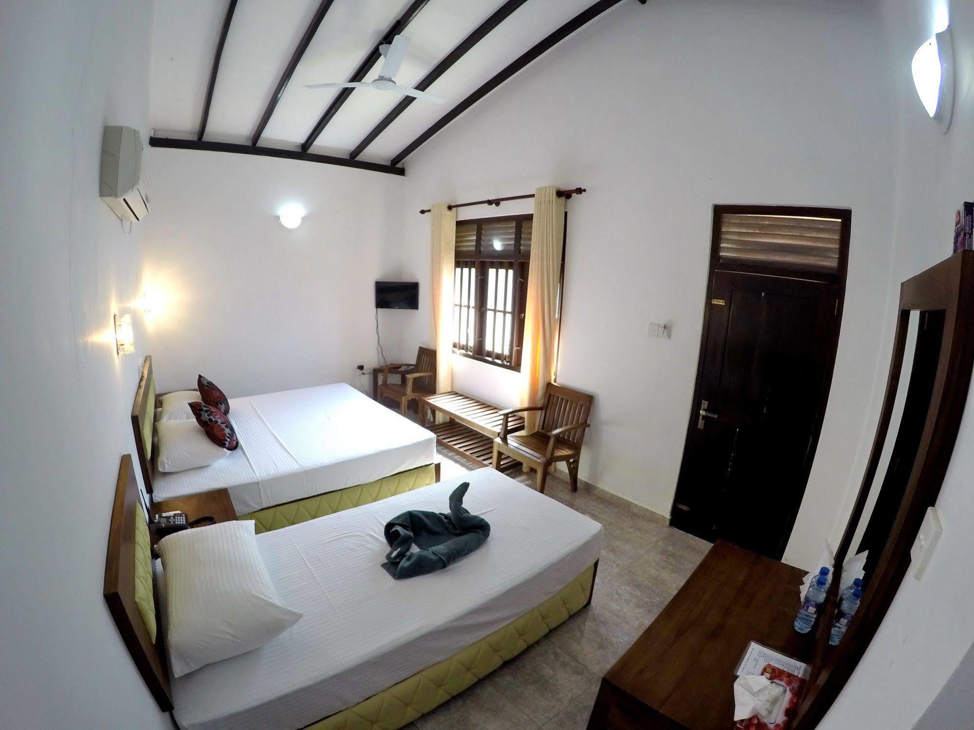 Ramon Beach Resort Ambalangoda  Exteriér fotografie